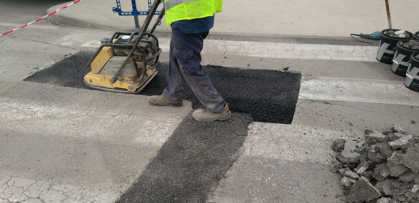 Cmo reparar un bache con Asphalt-fix?