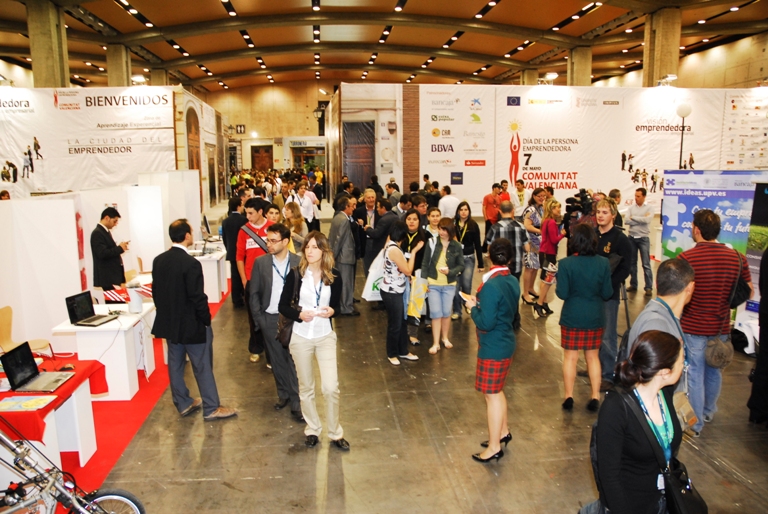 Vista �rea de empresas del DPECV 2009 en pabell�n 5 de Feria Valencia